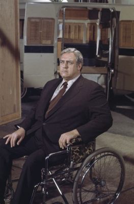 Ironside! A Gripping Tale of Crime Solving from a Wheelchair and Featuring the Legendary Raymond Burr